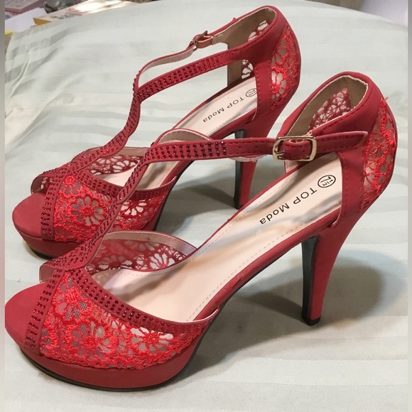Top Moda Red Lace Platform Heels Rhinestone Embellishments - Picture 2 of 13